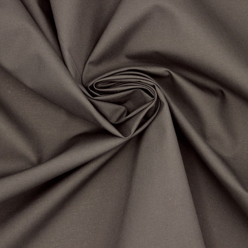 Cotton poplin fabric - plain brown 