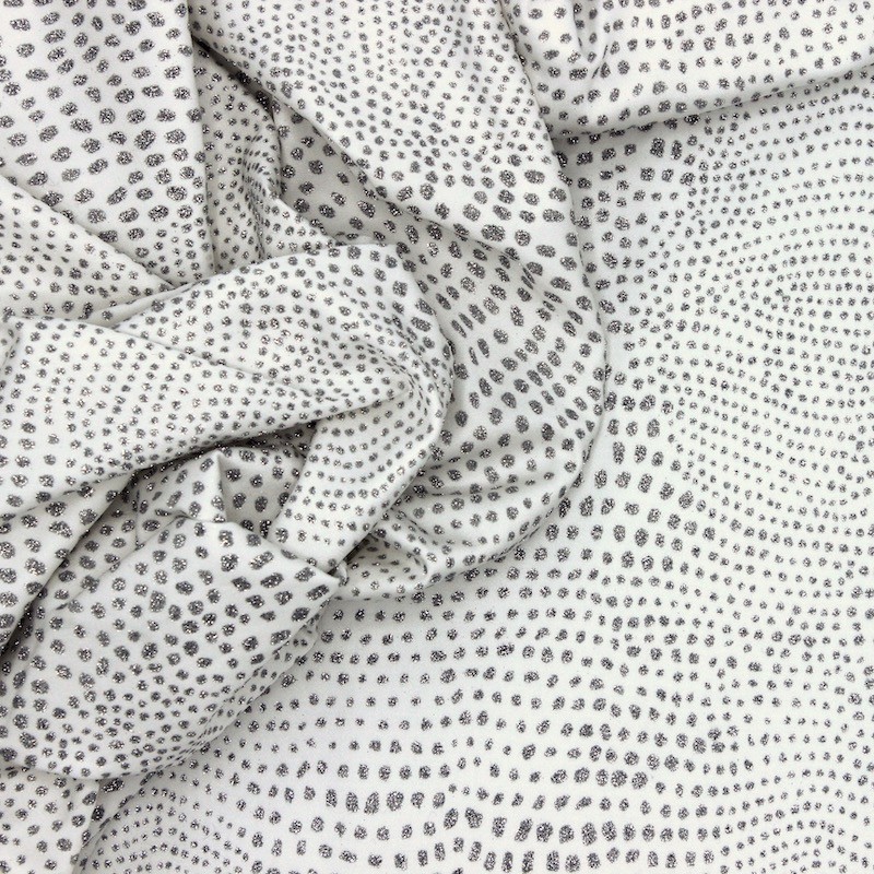 Extensible fabric with patterns - white