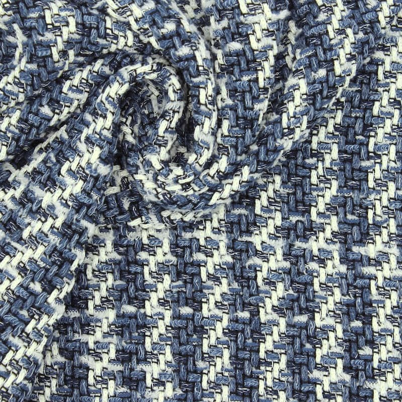 Apparel fabric with stripes