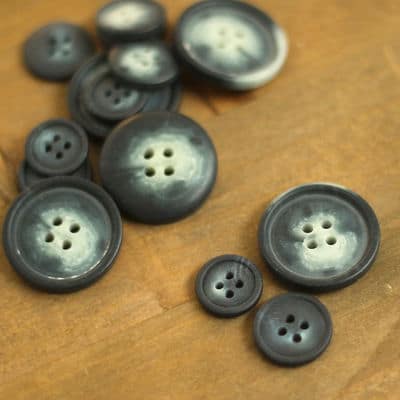 Bicolore resin button