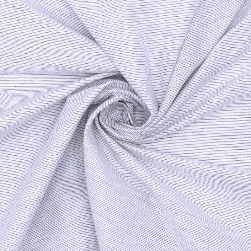 Apparel fabric with thin stripes