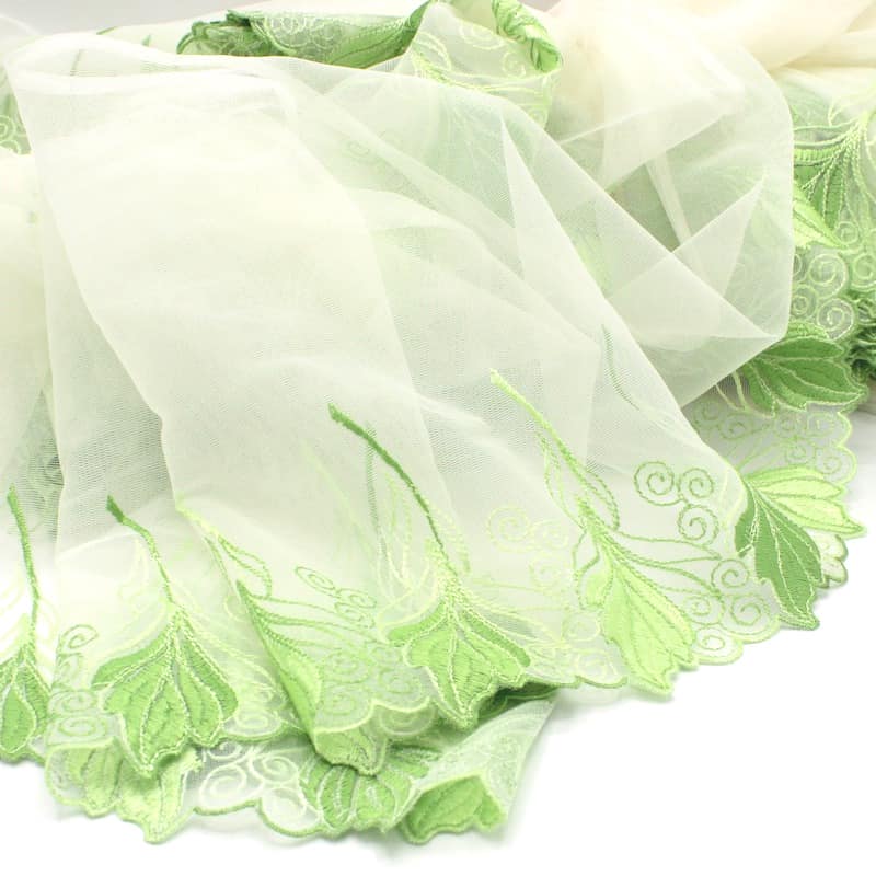 Tulle brodé feuilles - vert 