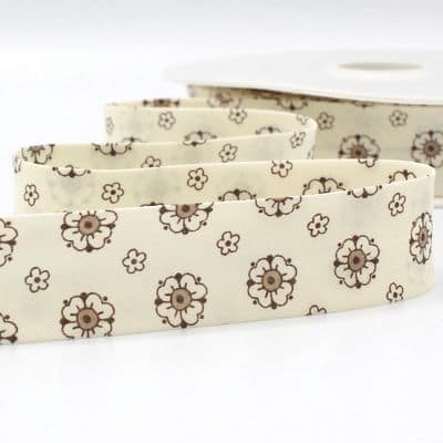 Bias binding with flowers - beige