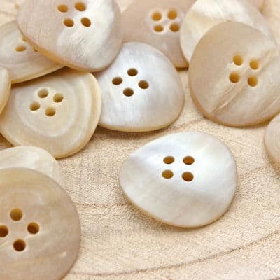 Resin button - matt beige