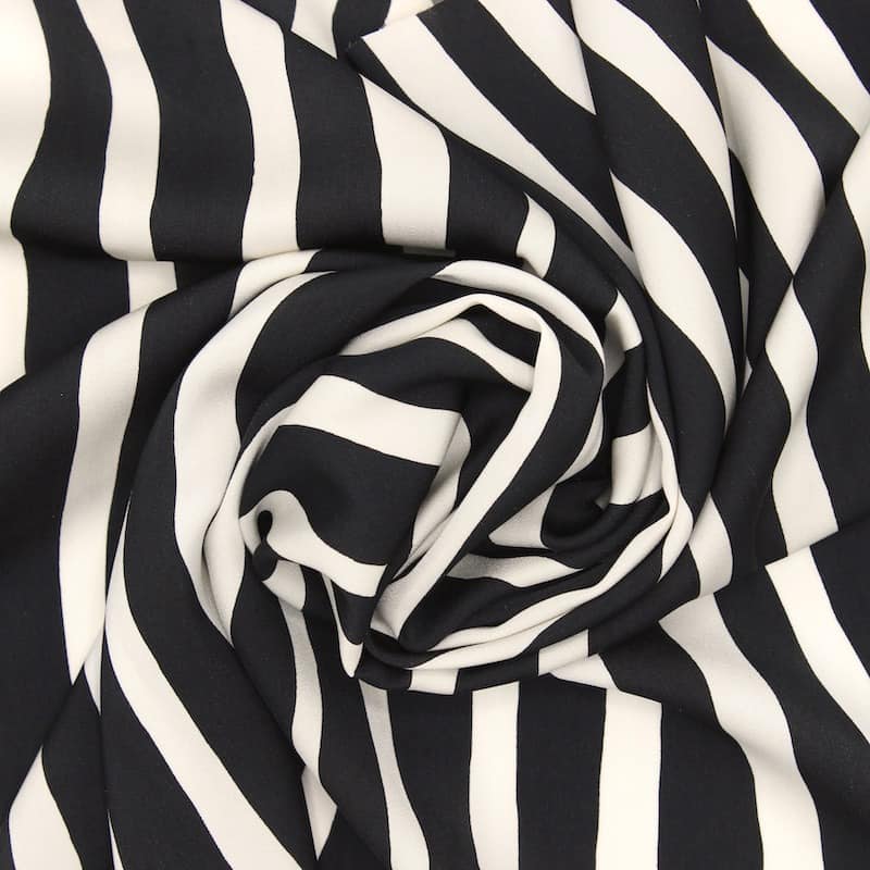 Tissu satin polyester rayures - noir et blanc