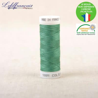 Sewing thread - green