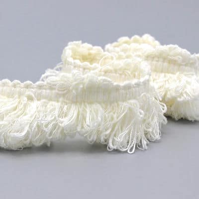 Viscose fringes - off-white