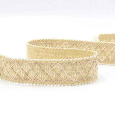 Fantasy braid trim -eggshell 