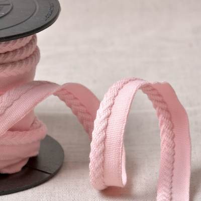 Piping cord with herringbone pattern - pink 