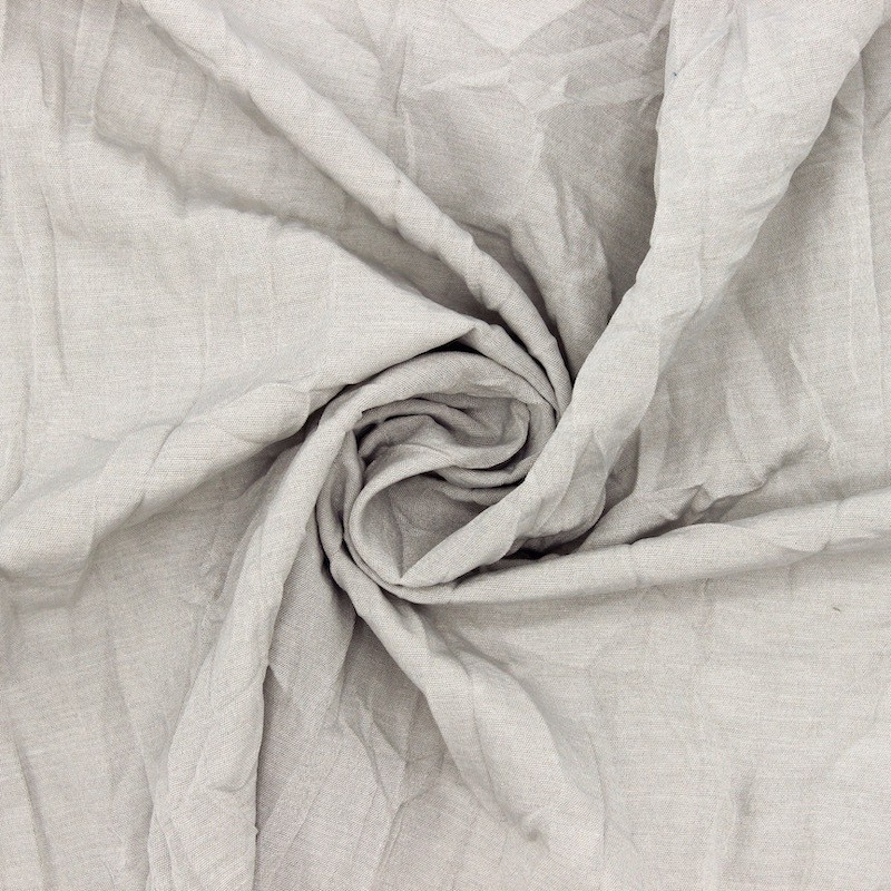 Tissu en polyester froissé gris
