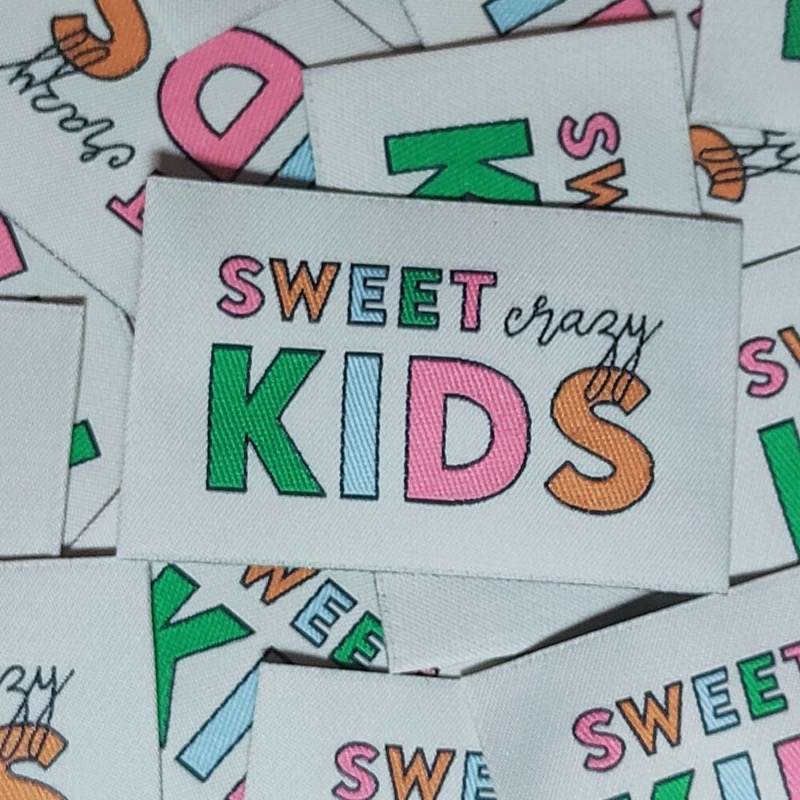 Woven label to sew "Sweet kids"