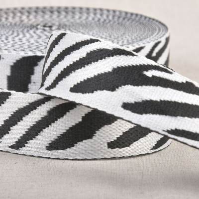 Zebra pattern polyester webbing - white