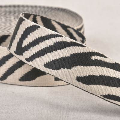 Zebra pattern polyester webbing - ecru