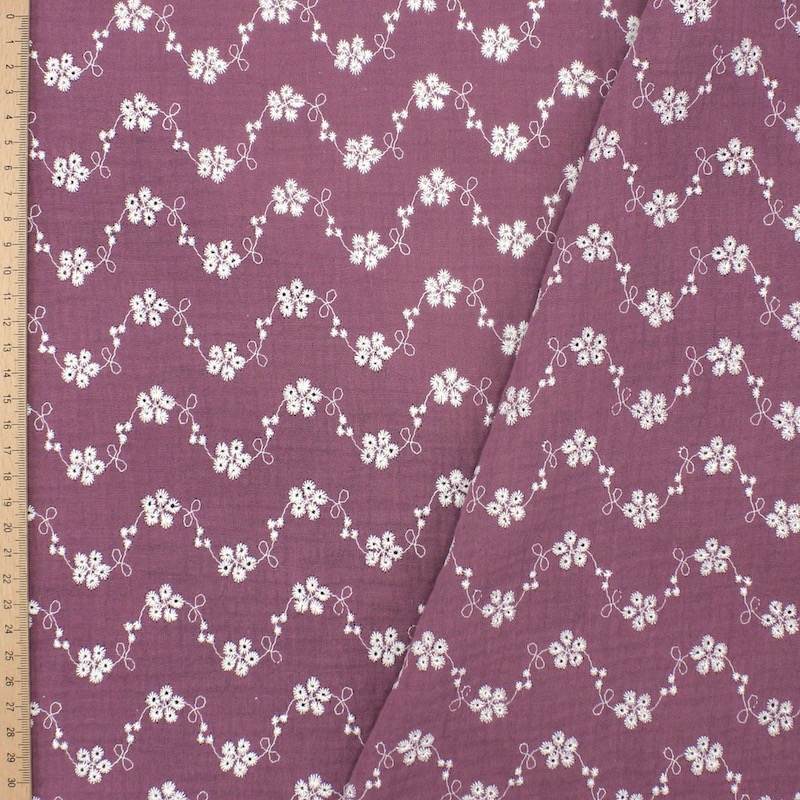 Flower embroidered double gauze - plum