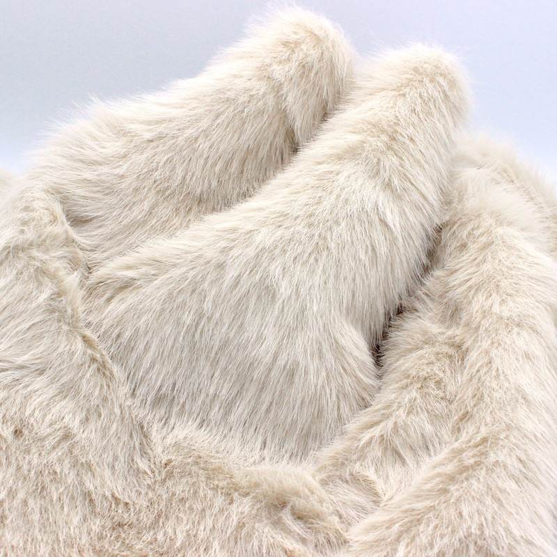 Faux fur in polyester - ecru