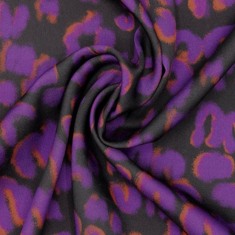 Printed viscose fabric - black