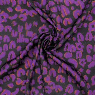 Printed viscose fabric - black