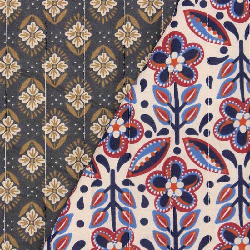 Double-faced floral quilted fabric - ecru/cachou