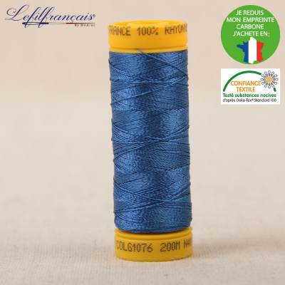 Fil à broder bleu cobalt